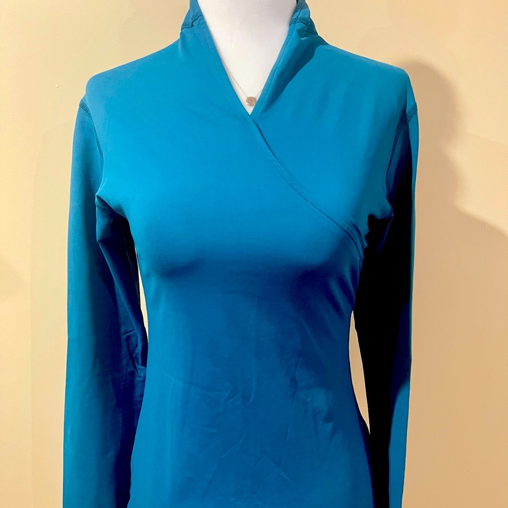 Running Room fit wear top